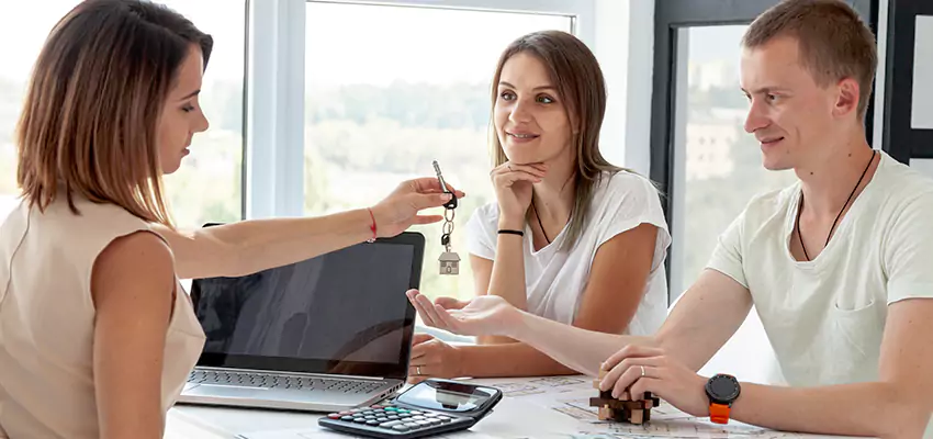 Situations Where Selling Your Apartment is Most Practical in Levittown, NY